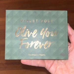 Violet Voss eyeshadow palette
